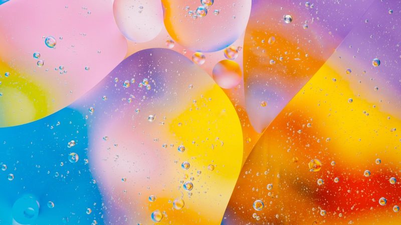 کاربرد ترکیب‌های رنگی در طراحی گرافیک و رابط کاربری (UI/UX)